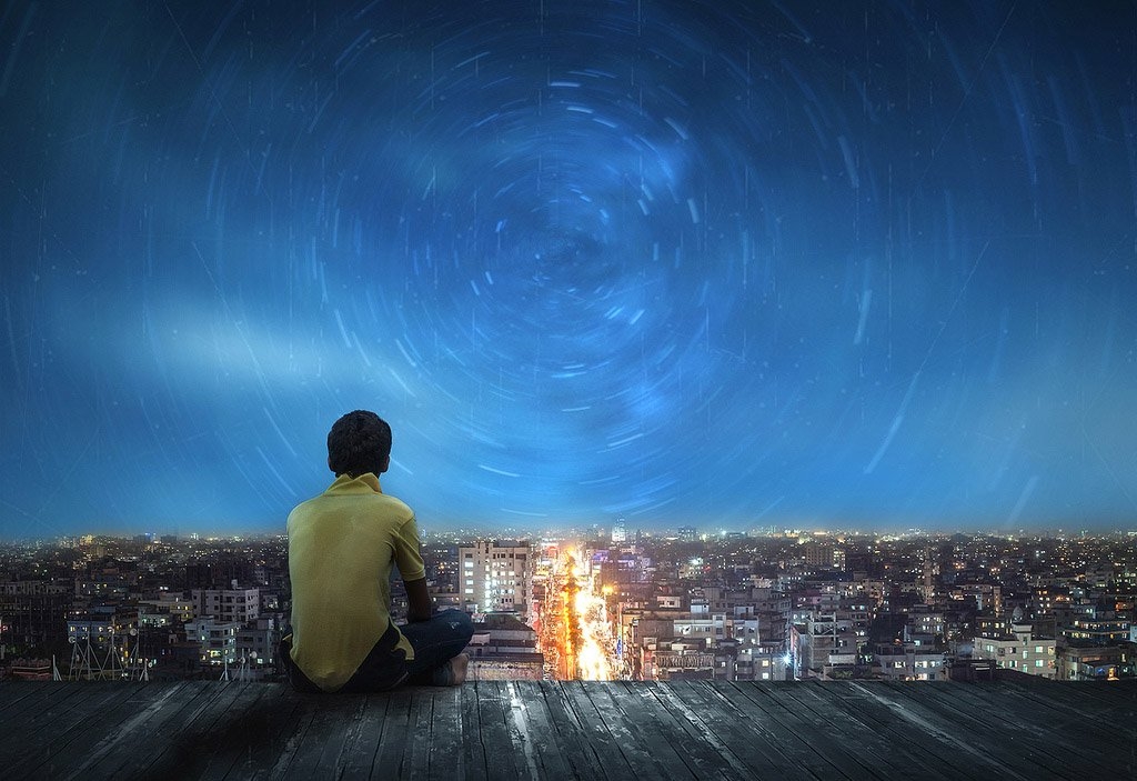 Осознагнве сновиленич. Почему человек не помнит сны. Как вспомнить свой сон. Вспомнить что снилось. Как вспомнить сон который приснился сегодня.